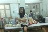 bo y te yeu cau mien vien phi cho nu sinh bi cua chan