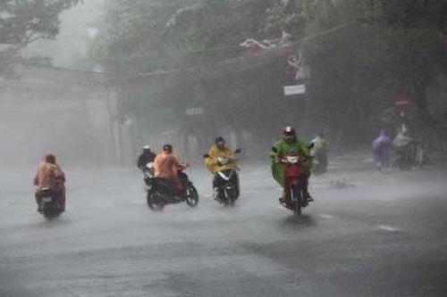 mua bat ngo xuat hien dong loat cuu han cho 4 tinh tay nguyen