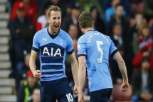 harry kane dele alli toa sang tottenham danh bai stoke 4 sao