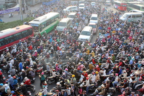 21 nguoi chet 23 nguoi bi thuong vi tai nan giao thong trong ngay 304