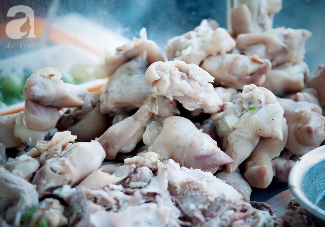 ha noi tro mua sang day som nho ghe qua hang bun bo hue nga tu so 2 chu 1 tiem 1 huong vi