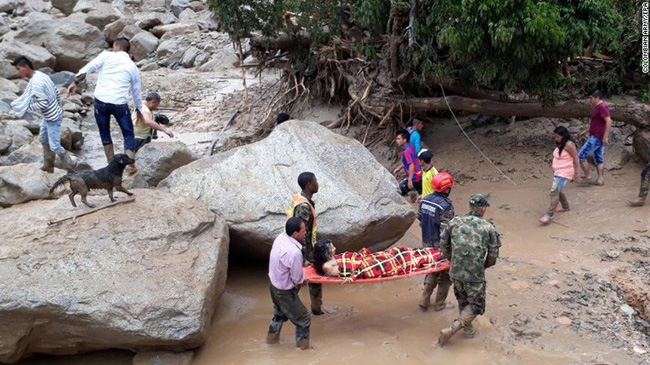 chum anh hien truong vu lo dat kinh hoang khien 254 nguoi thiet mang o colombia