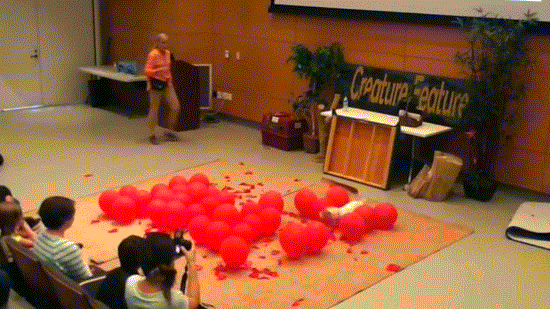 10 nguoi lac xuong trai dat roi vo tinh thiet lap ky luc guinness the gioi