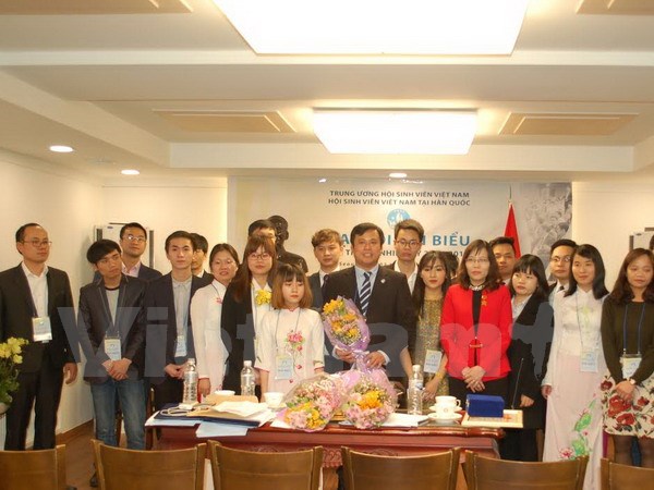 hoi sinh vien viet nam tai han quoc tang cuong hoat dong huong ve que huong