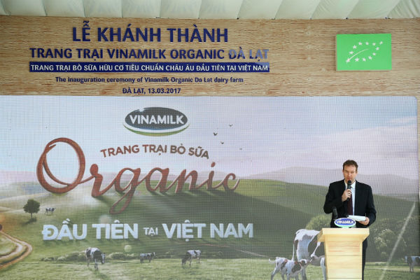 vinamilk danh dau tren ban do organic the gioi