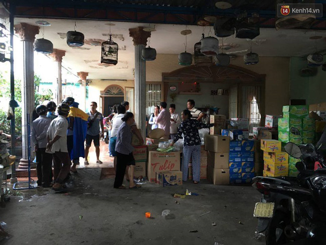 nguoi phu nu ban hang bi o to dien tong chet roi bo chay