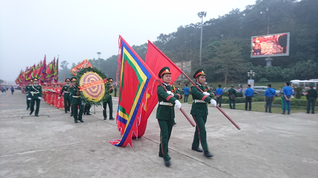 chu tich nuoc cung lanh dao dang nha nuoc dang huong tuong niem cac vua hung