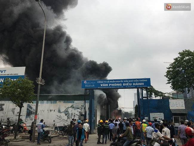 ha noi chay lon nha xuong hang tram m2 gan toa nha keangnam