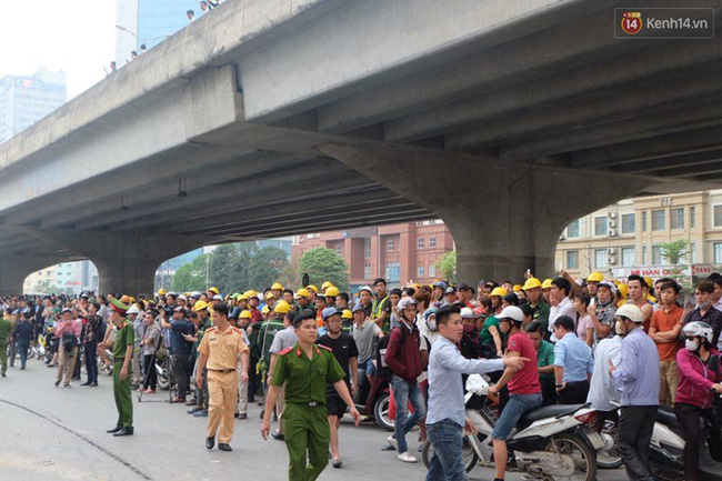 ha noi chay lon nha xuong hang tram m2 gan toa nha keangnam