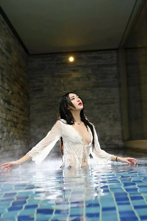 nu ho ly xinh dep nhan nhieu chi trich vi hanh dong xau xi trong benh vien