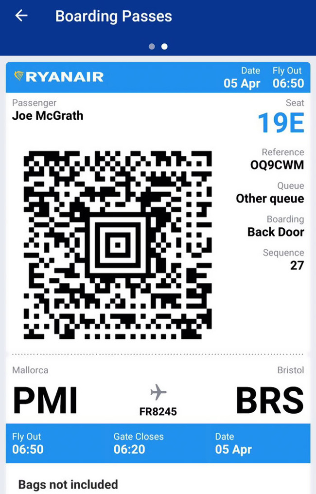 bi ban bo bom ngay truoc gio di du lich nhom ban len facebook tim nguoi la thay the