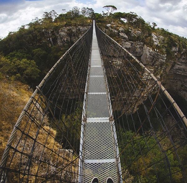 20 buc hinh cho thay su chiu choi cua nhung du khach mao hiem nhat the gioi