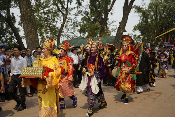 tung bung le hoi den do bac ninh