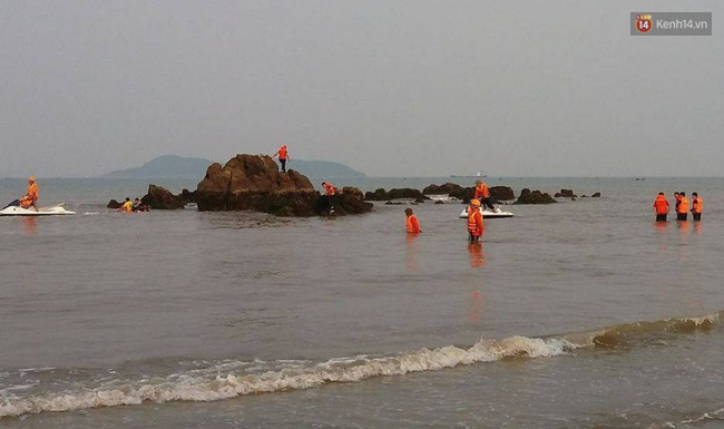 da tim thay thi the hoc sinh thu hai bi song cuon mat tich khi di chup ky yeu o nghe an