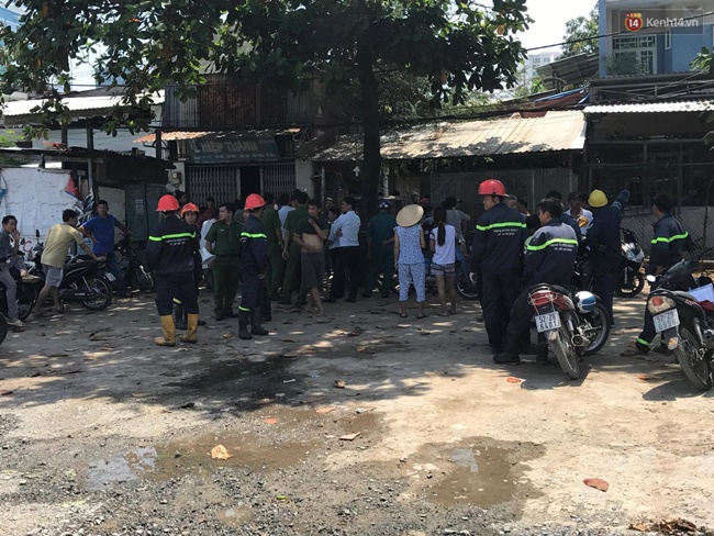 no tai phong tro o sai gon mot nguoi phu nu ban hang rong tu vong
