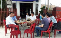 vu no khien 3 nguoi trong cung gia dinh tu vong cha khoc can nuoc mat vi con chua day 5 tuo i da lia doi