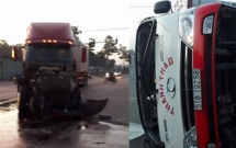 xe khach lat nghieng sau va cham voi container 11 nguoi bi thuong