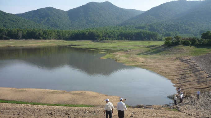 hon 5 nghin ty dong xay dung 2 ho chua nuoc o hoa binh va binh dinh