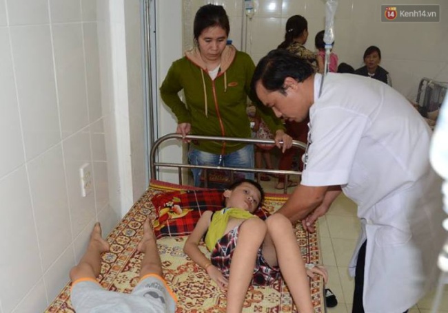 nghe an tuong qua ngo dong la qua oc cho 50 hoc sinh bi ngo doc