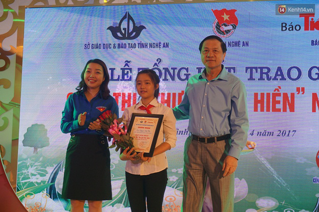 xuc dong buc thu gui nguoi me da mat cua nu sinh lop 9 o nghe an