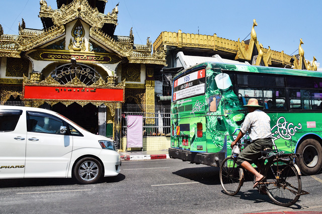 hoc duoc gi tu chinh sach cam xe may cua yangon va quang chau