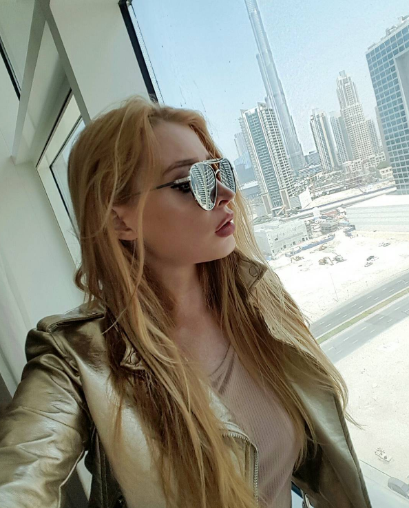 mua he sang chanh thoa suc khoe dang cua cac tieu thu nha giau dubai