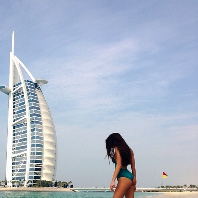 mua he sang chanh thoa suc khoe dang cua cac tieu thu nha giau dubai