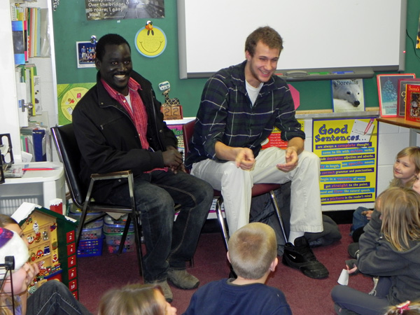 cau be 6 tuoi voi uoc mo vi dai dem lai nguon nuoc sach cuu song tat ca nguoi dan chau phi