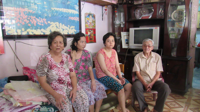 sang kien mau cam trao hoc bong xe dap cho con em gia dinh nan nhan chat doc da cam