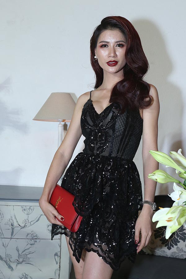 midu xuat hien tuoi tan sau nghi van phau thuat tham my