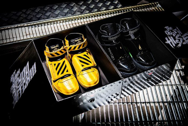 reebok ra mat 2 mau giay an tuong lay cam hung tu bo phim alien