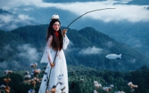 cau chuyen thong tri bau troi cua loai meo duoi goc nhin sieu thuc cua chang nhiep anh gia da lat