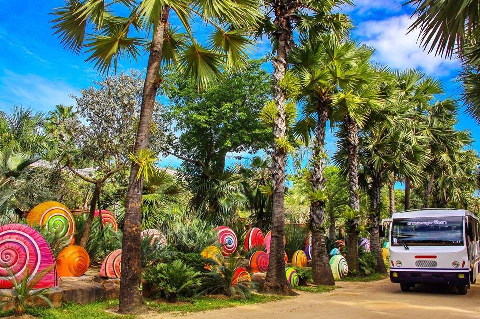 nong nooch vuon thuc vat quanh nam xanh mat o thai lan