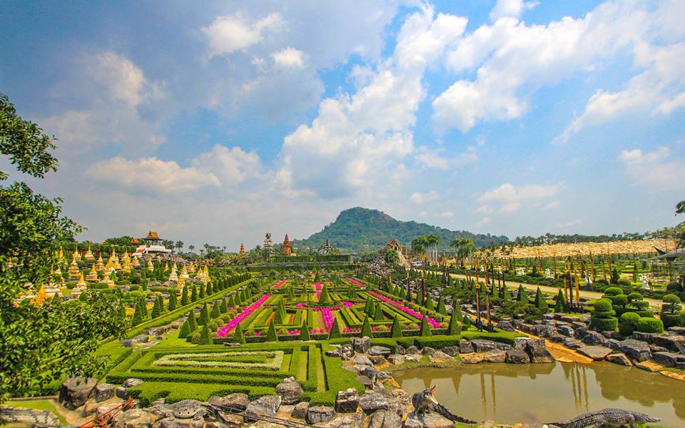 nong nooch vuon thuc vat quanh nam xanh mat o thai lan