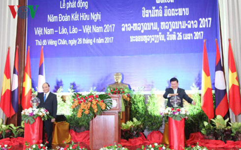 thu tuong hai nuoc phat dong nam doan ket huu nghi viet nam lao 2017