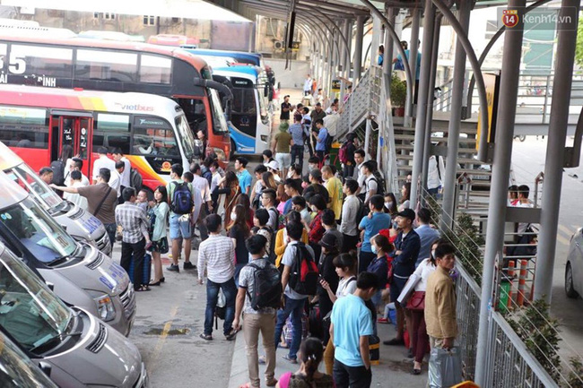 chum anh nguoi dan ha noi sai gon linh kinh do dac ve que nghi le 304 15