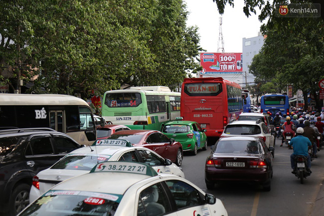 chum anh nguoi dan ha noi sai gon linh kinh do dac ve que nghi le 304 15