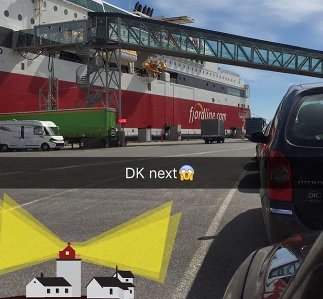 cuoc song voi nhung chuyen du lich xa hoa cua nu ty phu tre nhat the gioi