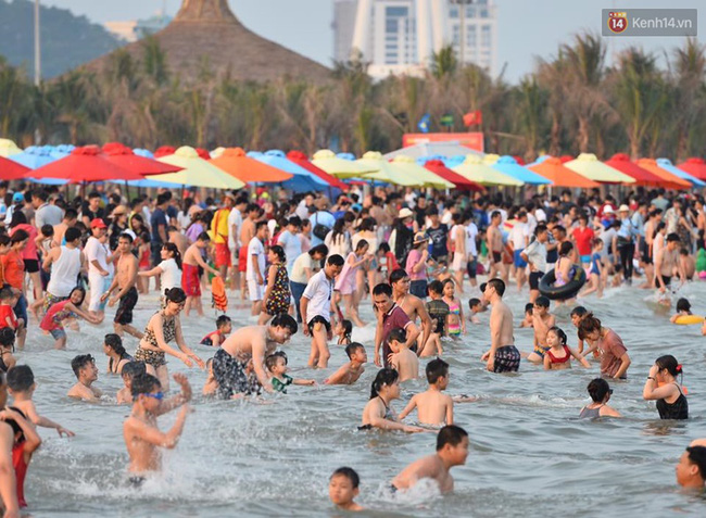 chum anh bai tam ha long dong choang vang trong dip nghi le 304 15