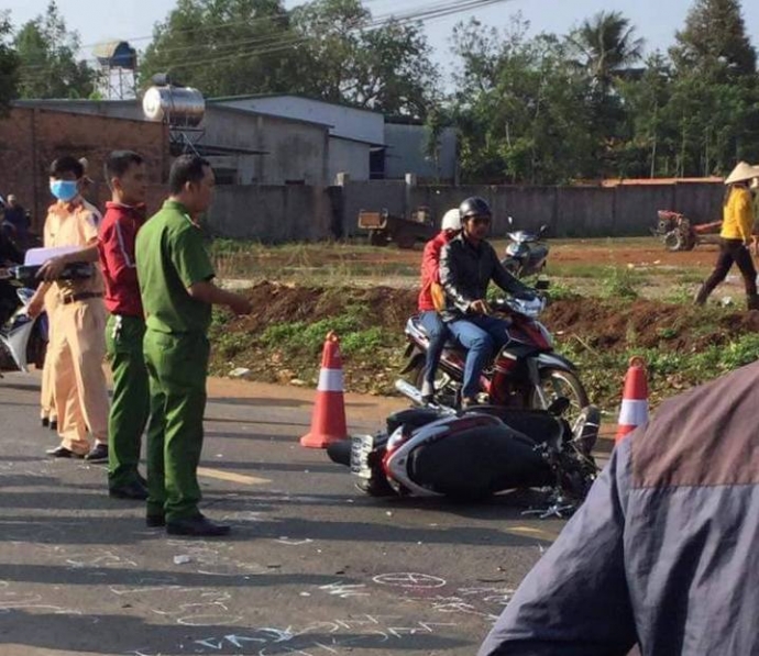 8 nguoi chet vi tai nan giao thong trong ngay dau nghi le