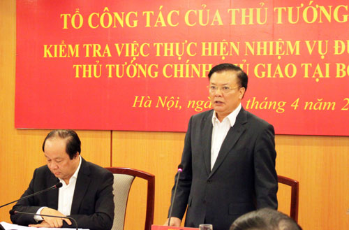 bo truong bo tai chinh se cat giam 50 cac don vi thue hai quan kho bac