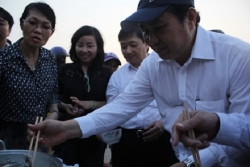 tu mai da nang mo hang loat diem ban ca sach