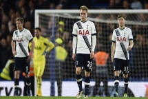 danh roi chien thang tottenham dang chuc vo dich cho leicester