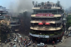 ha noi chay lon o pho cau go