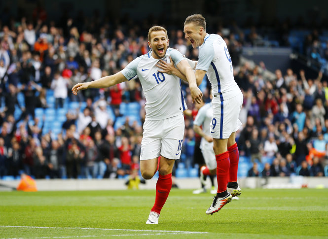 the thao trong nuoc quoc te mot ngay nhin lai