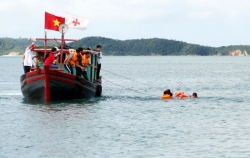 tau lat hai ngu dan mat tich tren bien thanh hoa