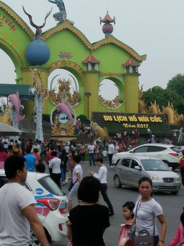 cac diem du lich khap ca nuoc qua tai dip nghi le 304