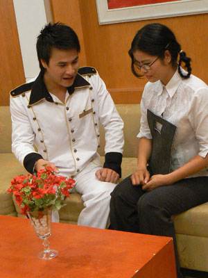 chan dung ga so khanh cua phim nguoi phan xu