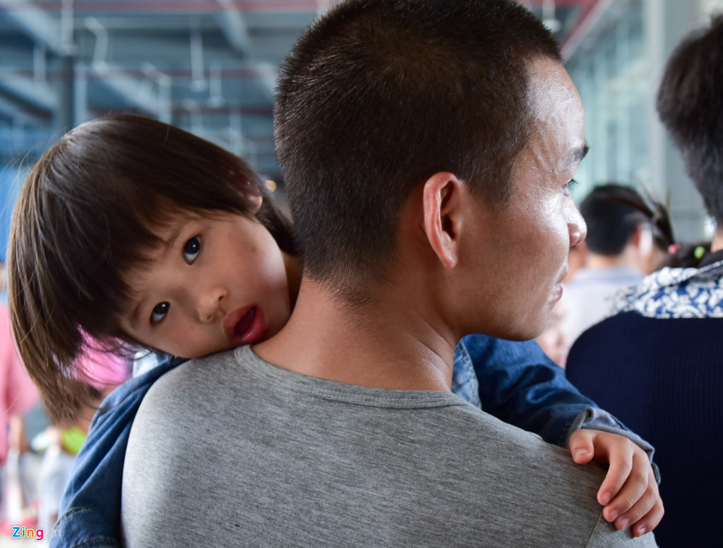 bien nhan tao lon nhat viet nam gay that vong ngay nghi le