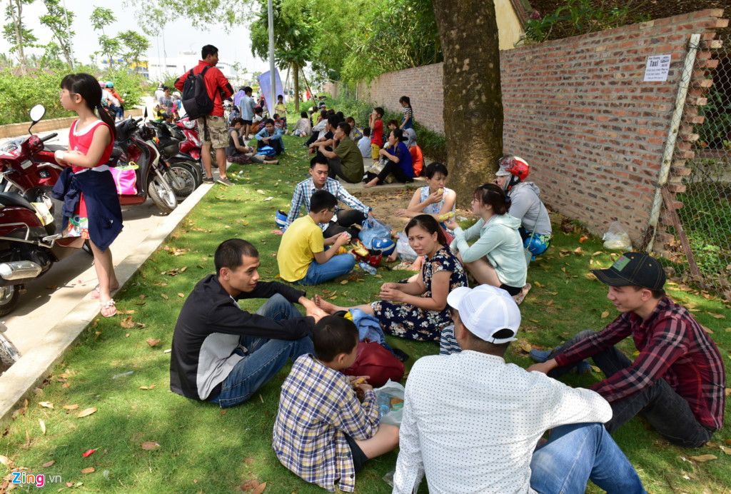 bien nhan tao lon nhat viet nam gay that vong ngay nghi le